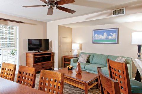 Club Wyndham At Waikiki Beach Walk®