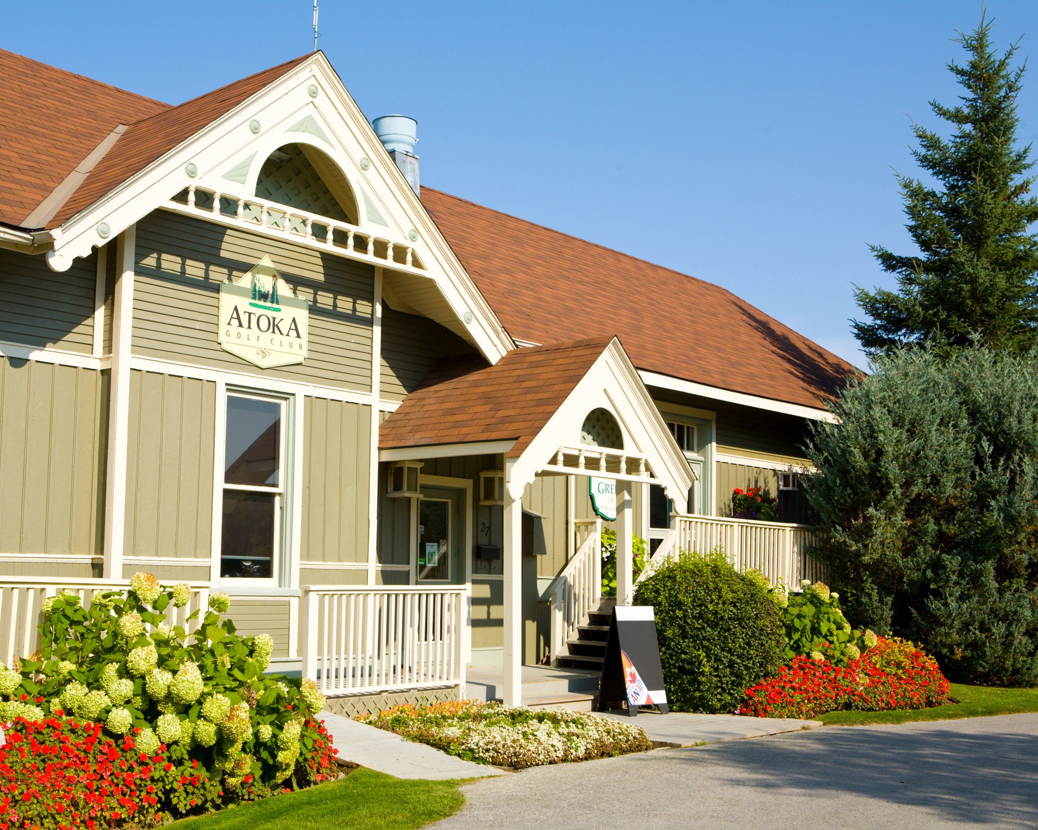 One Bedroom By Mountain View Villas At Cranberry In Collingwood, Ontario